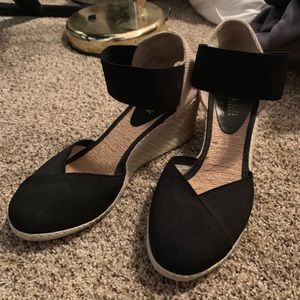 Lauren Ralph Lauren Wedges